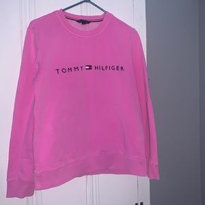 Pink Tommy Hilfiger pull over sweatshirt💕